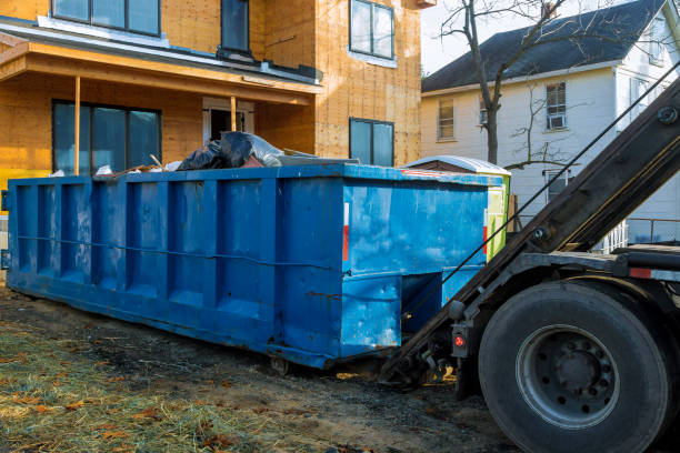Best Garage Cleanout  in Tipton, IA